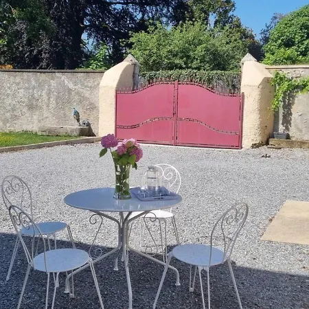 La Petite Maison Rouge بيت للعطل *