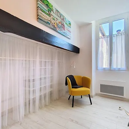 La Petite Maison Rouge * Igon