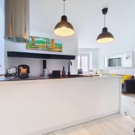 La Petite Maison Rouge * Igon